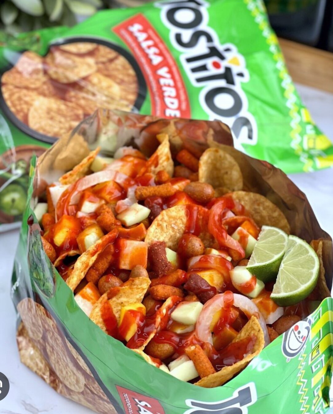 Tostitos Salsa Verde Chips 175g – tangy Mexican snack chips